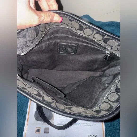 Coach black - Picture 5 of 7